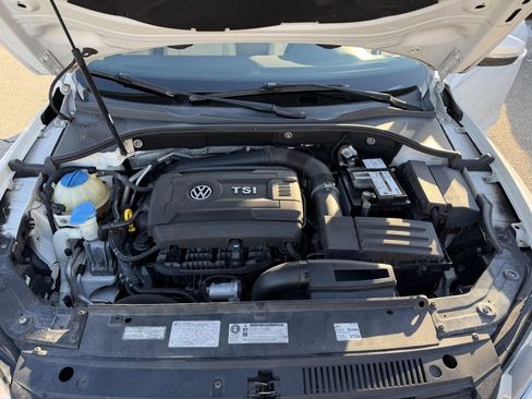 Used 2014 Volkswagen Passat 1.8T SE image 17