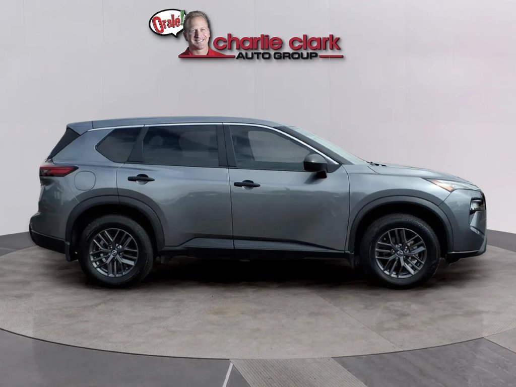 Used 2025 Nissan Rogue S FWD image 6