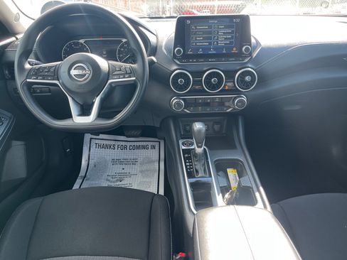 Used 2025 Nissan Sentra SV FWD image 6