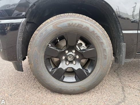 Used 2025 RAM 1500 Tradesman w/ Night Edition image 10