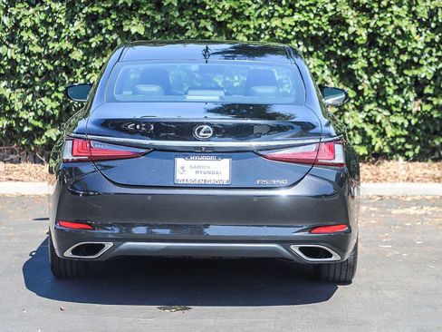 Used 2023 Lexus ES 350 w/ Premium Package FWD image 7