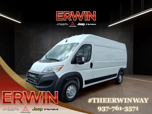 Used 2024 RAM ProMaster 2500 w/ Convenience Group FWD image 3