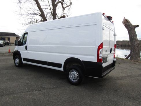 Used 2025 RAM ProMaster 3500 w/ Convenience Group image 36