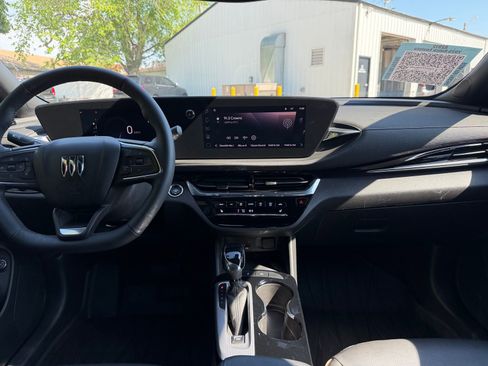 Used 2025 Buick Envista Avenir FWD image 18
