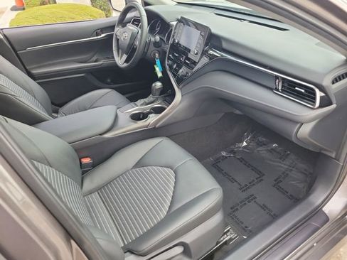 Used 2024 Toyota Camry SE FWD image 20
