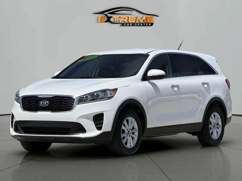 Used 2020 Kia Sorento LX FWD image 1