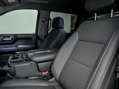 Used 2024 Chevrolet Silverado 1500 Custom Trail Boss w/ LPO, Dark Essentials Package AWD/4WD image 13