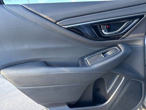 Certified 2025 Subaru Outback Limited image 12