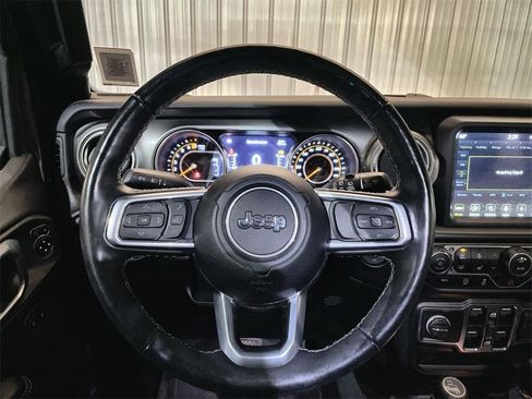 Used 2022 Jeep Wrangler Unlimited Sahara w/ Cold Weather Group image 11