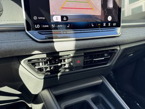 New 2026 Volkswagen Tiguan S image 25