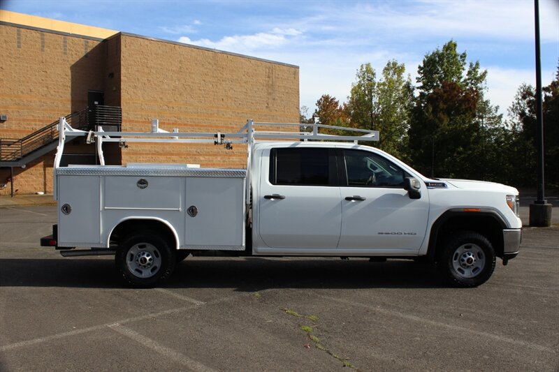 Used 2023 GMC Sierra 2500 Pro w/ Convenience Package AWD/4WD image 5