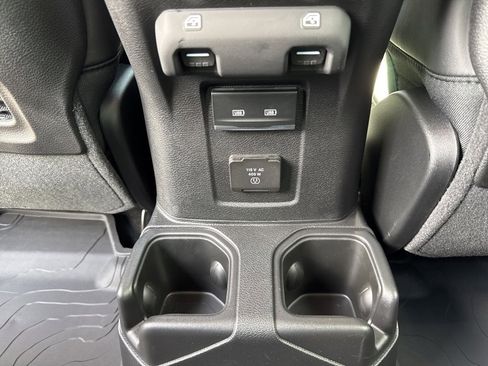 New 2025 Jeep Gladiator Rubicon image 25