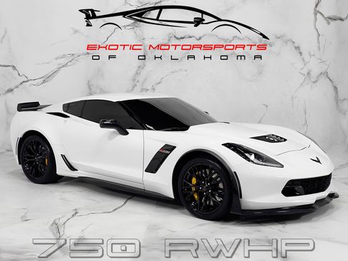 Used 2017 Chevrolet Corvette Z06 RWD image 1