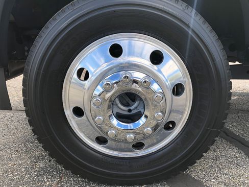 Used 2022 Ford F450 XL w/ Power Equipment Group image 9