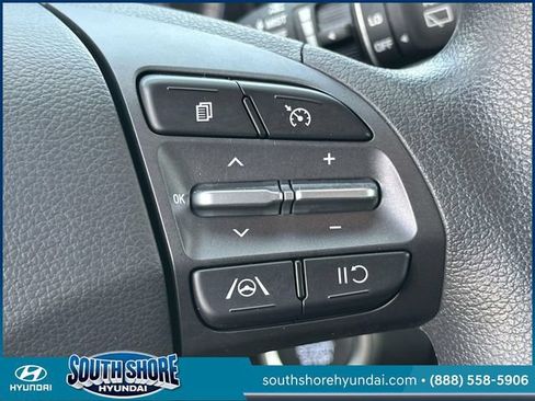 Certified 2023 Hyundai Kona SEL AWD/4WD image 25