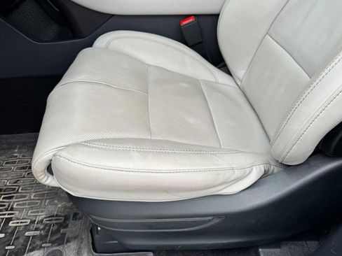 Certified 2025 Lincoln Aviator Reserve w/ Equipment Group 201A image 26