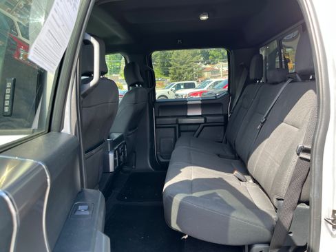Used 2016 Ford F150 XLT w/ Equipment Group 302A Luxury AWD/4WD image 15