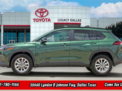 New 2026 Toyota Corolla Cross LE FWD image 5