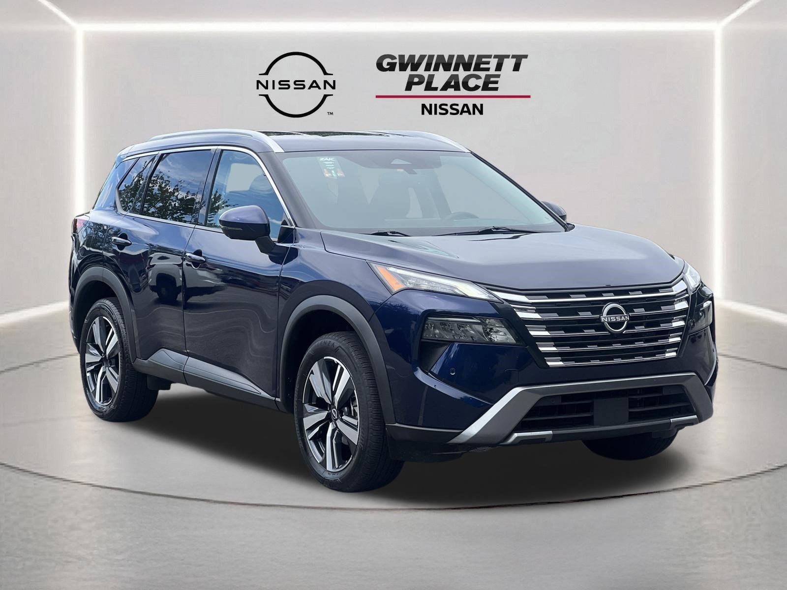 Certified 2026 Nissan Rogue SL FWD image 28