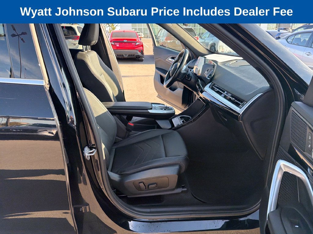 Used 2023 BMW X1 xDrive28i AWD/4WD image 41