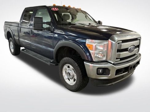 Used 2015 Ford F250 XLT w/ Snow Plow Prep Package image 9