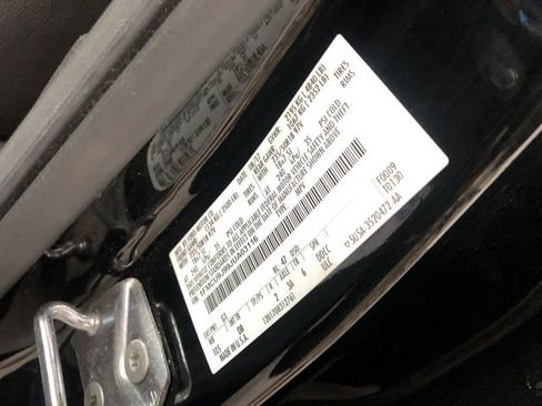 Used 2018 Ford Escape Titanium AWD/4WD image 32