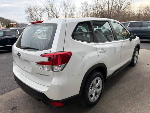 Used 2022 Subaru Forester image 4