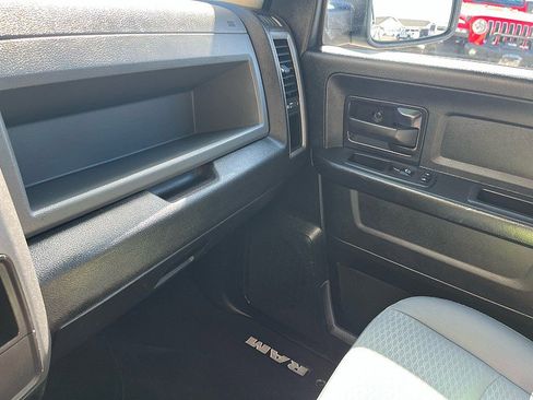 Used 2018 RAM 1500 Express w/ Express Value Package AWD/4WD image 24