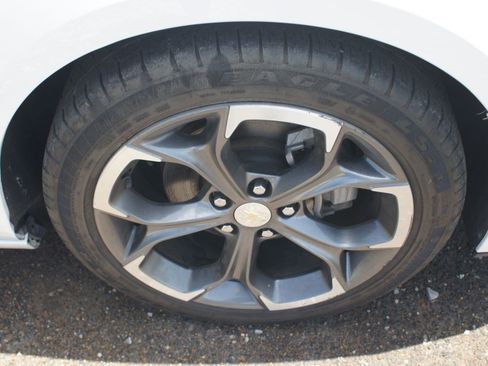 Used 2023 Chevrolet Malibu LT FWD image 4