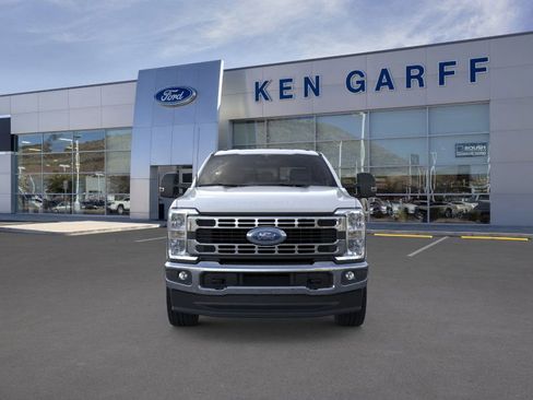 New 2025 Ford F350 XL w/ XL Chrome Package image 7