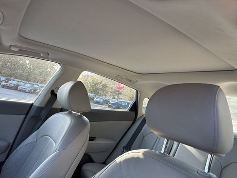 Used 2018 Kia Optima EX w/ Technology Package image 14