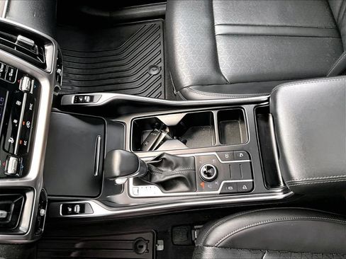 Used 2023 Kia Sorento S w/ Panoramic Sunroof Package AWD/4WD image 20