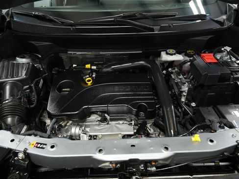 Used 2025 Chevrolet Equinox RS AWD/4WD image 13