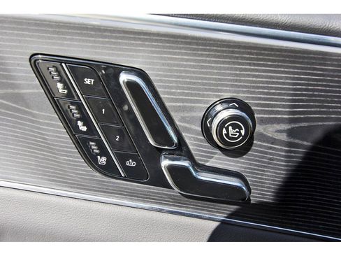 Used 2025 Cadillac Lyriq Sport image 26