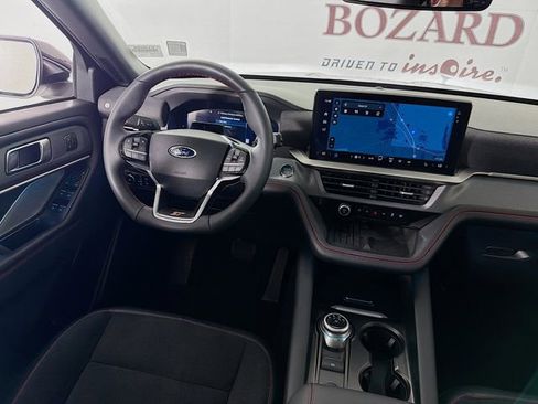 Certified 2025 Ford Explorer ST AWD/4WD image 28