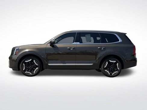 Certified 2023 Kia Telluride S w/ S Sunroof Package AWD/4WD image 7