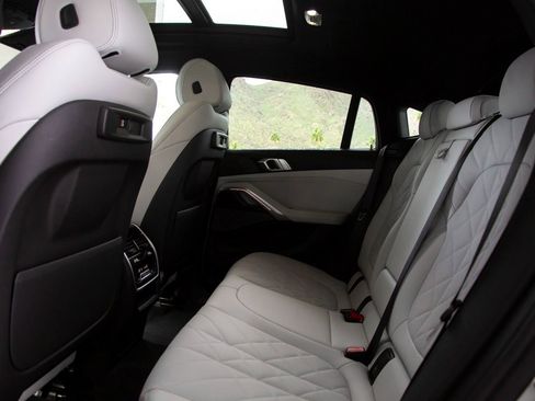 Certified 2023 BMW X6 xDrive40i w/ Premium Package image 20