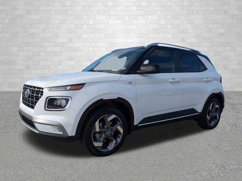 New 2025 Hyundai Venue Limited image 5