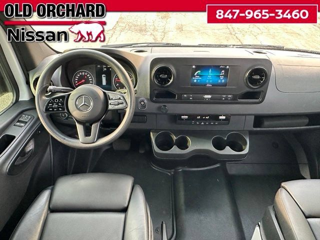 Used 2024 Mercedes-Benz Sprinter 2500 image 15