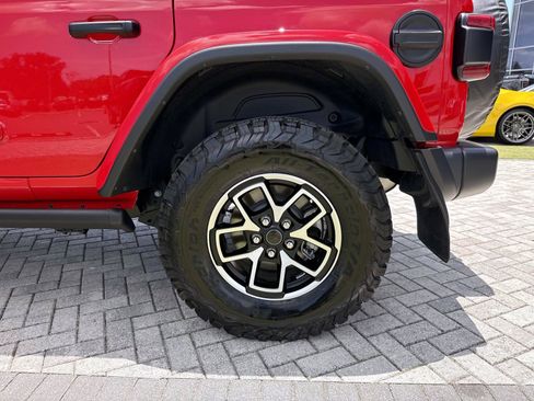 Used 2026 Jeep Wrangler Unlimited Rubicon AWD/4WD image 10