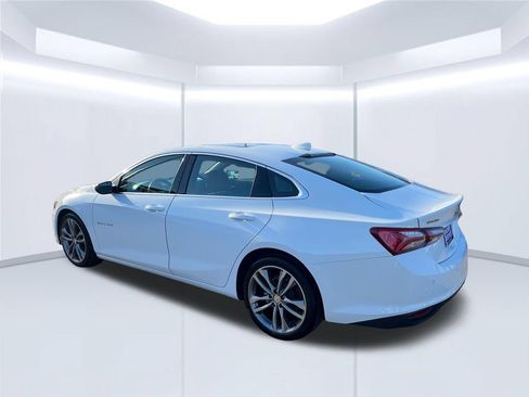 Used 2024 Chevrolet Malibu LT FWD image 3