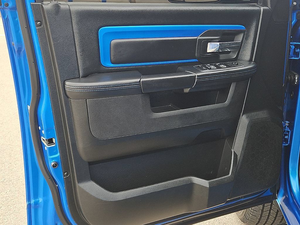 Used 2018 RAM 1500 Sport w/ Hydro Blue Sport Package AWD/4WD image 18