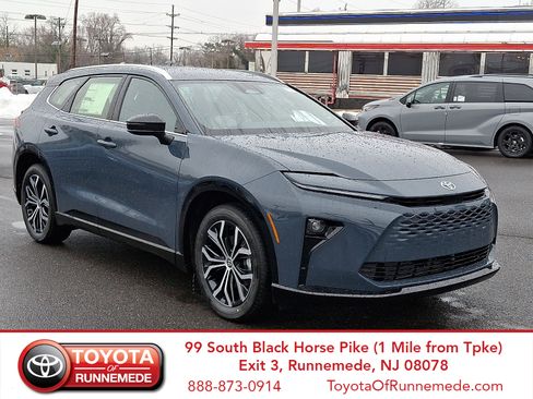 New 2026 Toyota Crown Signia image 1