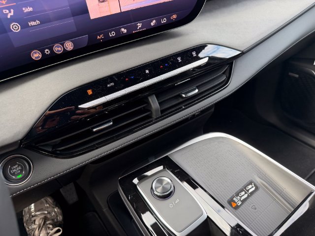 New 2027 Buick Enclave Sport Touring w/ Power Package FWD image 11