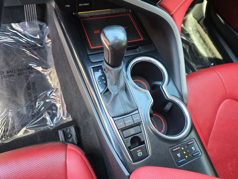 Used 2020 Toyota Camry XSE w/ Driver Assist Package FWD image 30