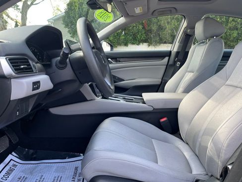 Used 2018 Honda Accord EX image 15