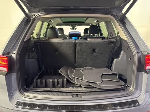 Used 2024 Volkswagen Atlas Peak Edition SEL image 19