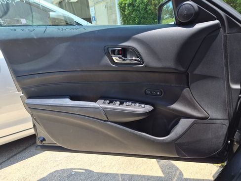 Used 2016 Acura ILX FWD image 12