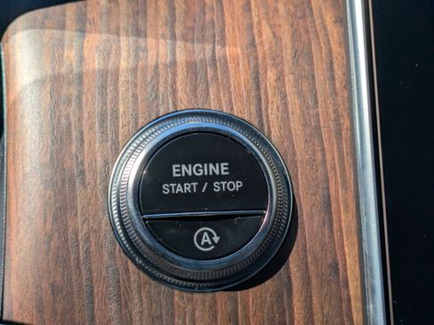 New 2026 Mercedes-Benz GLC 300 4MATIC image 30