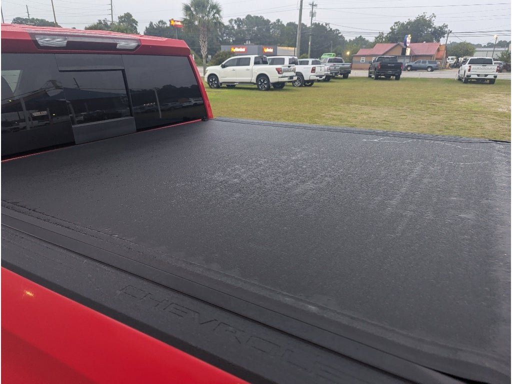 Used 2022 Chevrolet Silverado 1500 LT AWD/4WD image 10